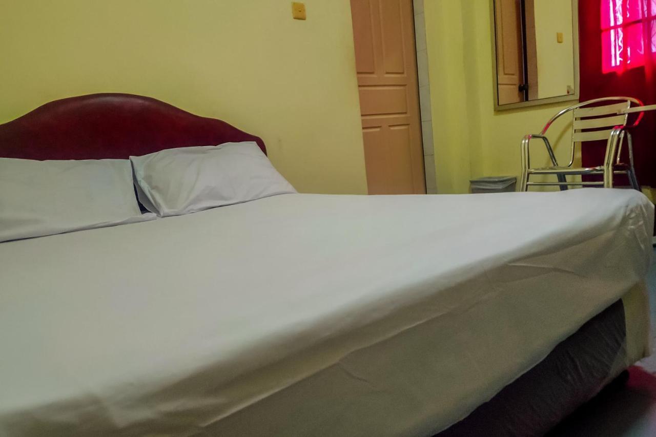Oyo 3372 Hotel Pelita Terang Nagoja Zewnętrze zdjęcie