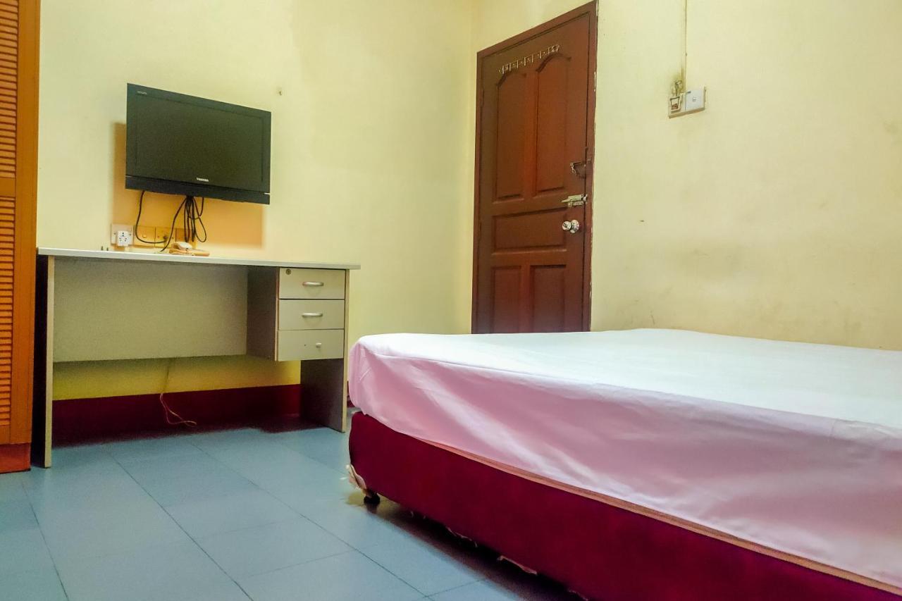 Oyo 3372 Hotel Pelita Terang Nagoja Zewnętrze zdjęcie