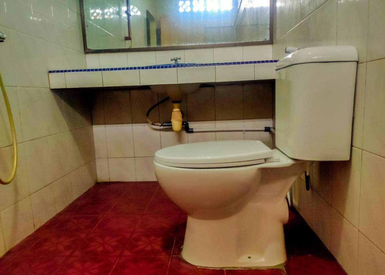 Oyo 3372 Hotel Pelita Terang Nagoja Zewnętrze zdjęcie