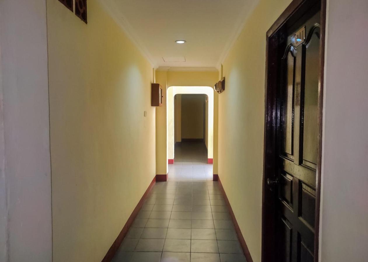 Oyo 3372 Hotel Pelita Terang Nagoja Zewnętrze zdjęcie