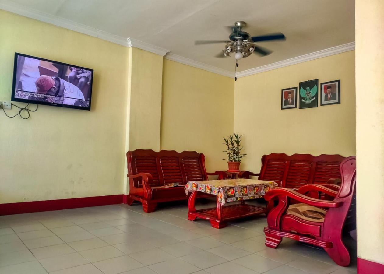 Oyo 3372 Hotel Pelita Terang Nagoja Zewnętrze zdjęcie