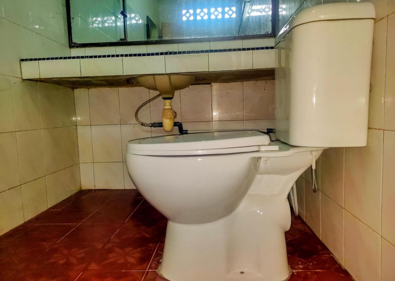 Oyo 3372 Hotel Pelita Terang Nagoja Zewnętrze zdjęcie